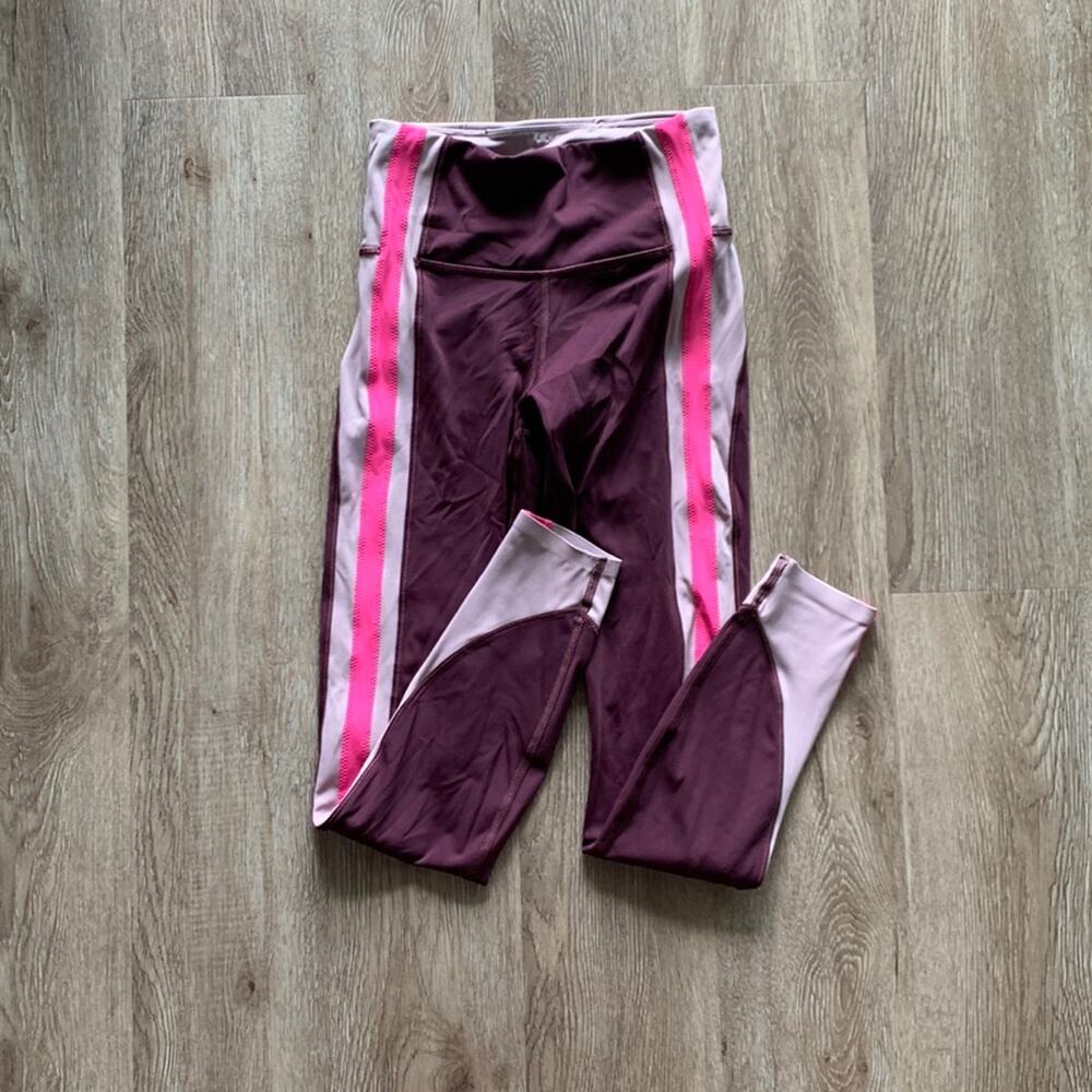 Athleta Crunch 7/8 Legging Maroon & Light Pink Size XXS Athletic